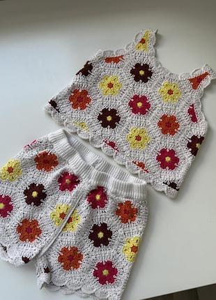 Стильный костюм