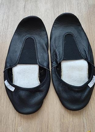 Чешки кожаные для танцев или гимнастики р. 37