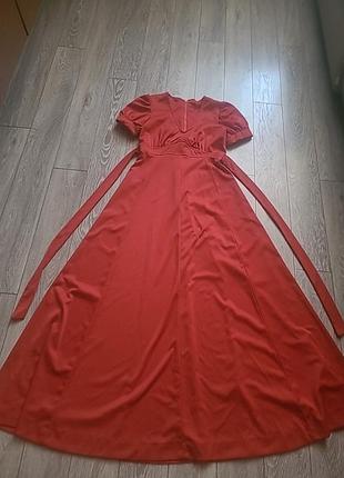 Платье в пол