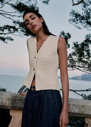 Жилет жіночий бежевий zara new