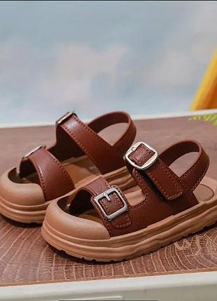 Босоножки для малышей