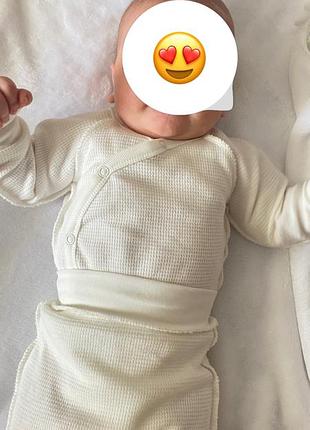 Білий костюмчик для малюка , для хрещення