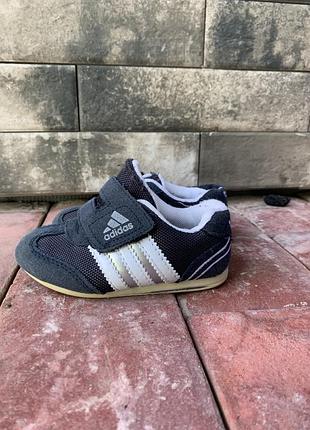 Дитячі кросівки adidas