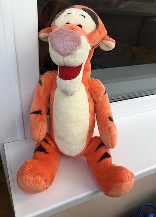 Мʼяка іграшка tiger тігра від disney 40 см
