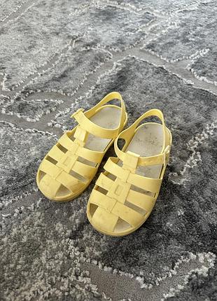 Дитячі басоніжки 😍