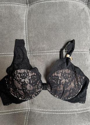Чорний бюстгальтер на бежевій основі !!intimissimi ❤️