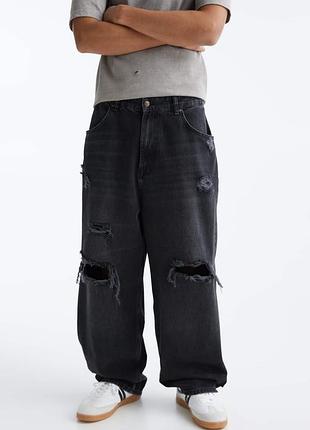 Мішкуваті скейтерські джинси pull&bear з подертостями