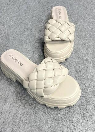 Шлепанцы бежевые женские!