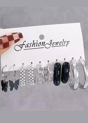Набор 5 пар серьг с черными