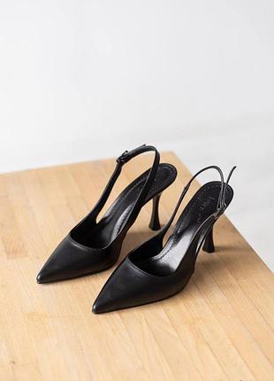 Жіночі слінгбеки