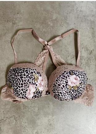 Intimissimi чудовий оригінальни бюст