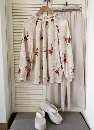 Красива блуза