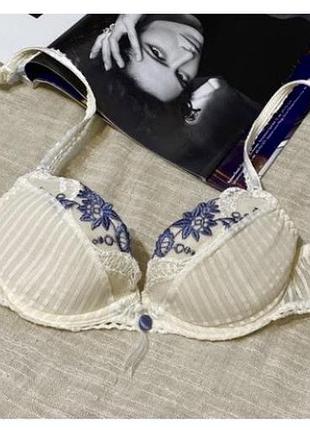 Aubade крутий бюст дорогого французьського бренду