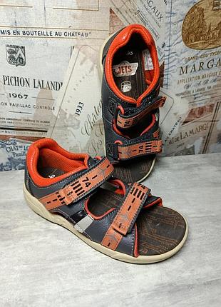 Сандалі 29-29,5 розмір, устілка 18 см