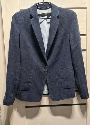 Піджак zara basic
розмір s