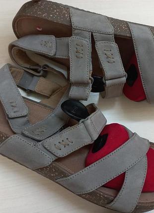 Босоножки сандали кожа жен. 40р.clarks индии