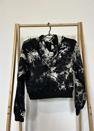 Укорочене худі тай дай 4