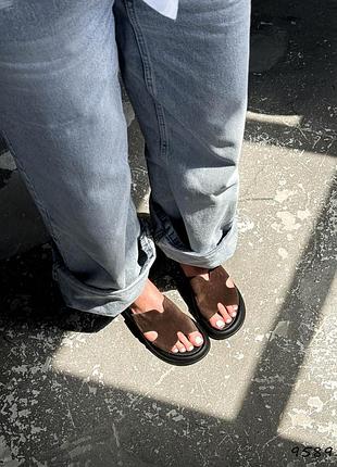 Шльопанці жіночі