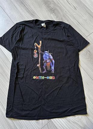 Футболка з цікавим малюнок чорна