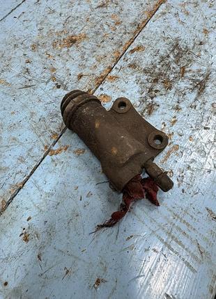 Робочий циліндр зчеплення автмобіля уаз газ волга ідеал срср
