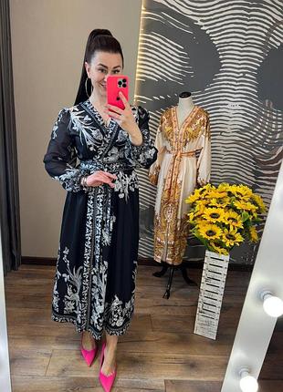 Сукня на запах з шифоновими рукавами