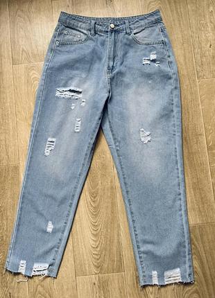 Літні жіночі блакитні джинси