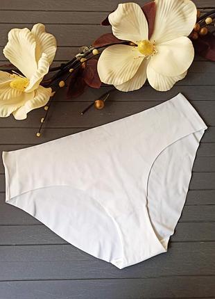 Бесшовные трусики элитного швейцарского бренда