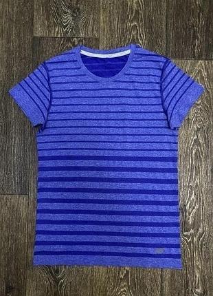 Класна спортивна футболка new balance оригінал