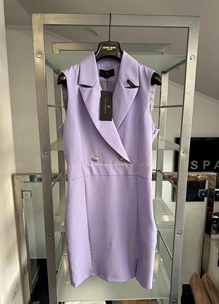 Жіноче плаття