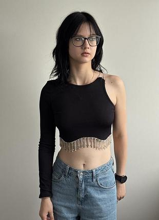 Топик женский с длинным рукавов на одно плече shein с бусинками