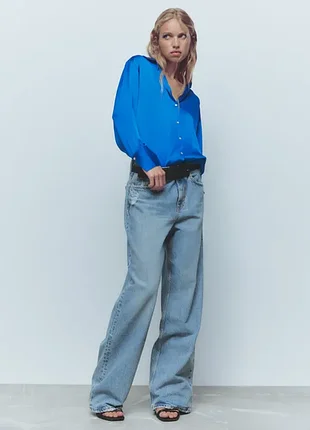 Брендовая атласная блуза от zara в красивом насыщенном оттенках