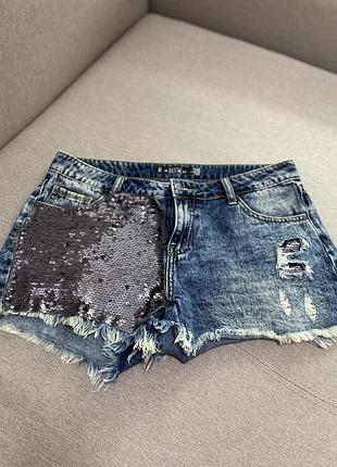Шорти жіночі