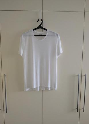 Футболка m&s белый цвет вискоза uniqlo massimo dutti