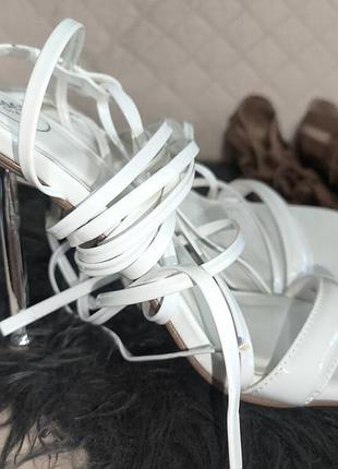 Essex glam, 897 40p новые актуальные босоножки шнуровка заколка 26,5 см