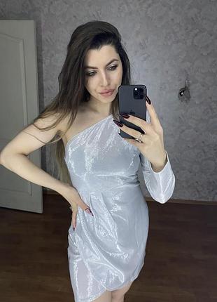Сукня на одне плече, розмір с-м