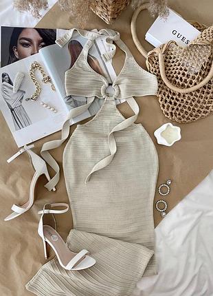Сукня prettylittlething