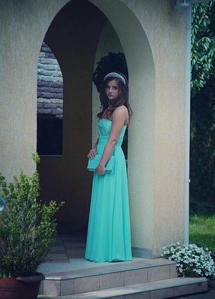 Вишукана вечірня сукня у кольорі «tiffani» з блискучими камінчиками під swarovski.