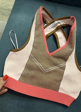 Спортивний топ