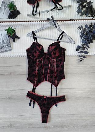 Комплект белья la senza корсет и трусики стринги