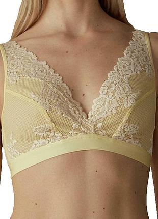 Бюстгальтер без кісточок мʼяка чашка intimissimi