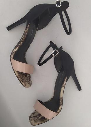 Босоножки женские