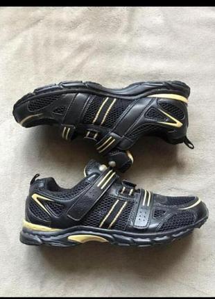 Кроссовки сетка