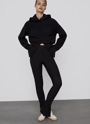 Чорні штани брюки кльош фірми zara