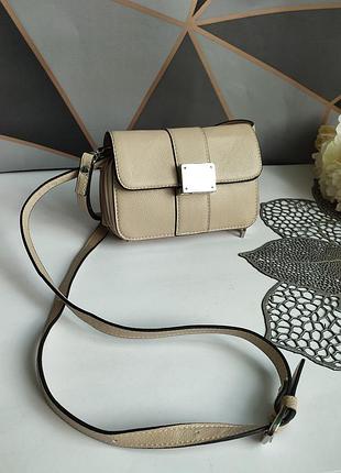 Маленька сумочка через плече