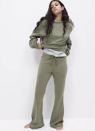 Спортивний хакі костюм кьошові джогери світшот кофта h&m