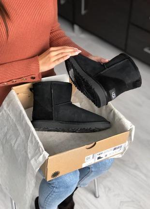 Ugg australia mini женские зимние сапоги угги с натуральным мехом черные5 фото