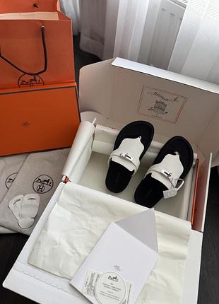 Шльопанці empire sandal