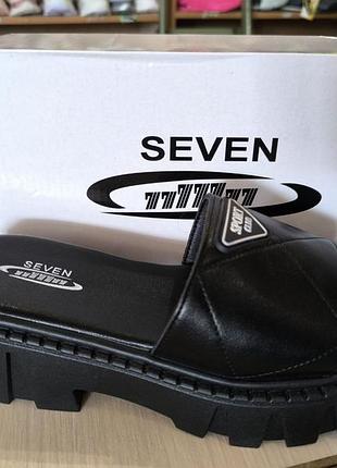 Шльопанці жіночі  seven