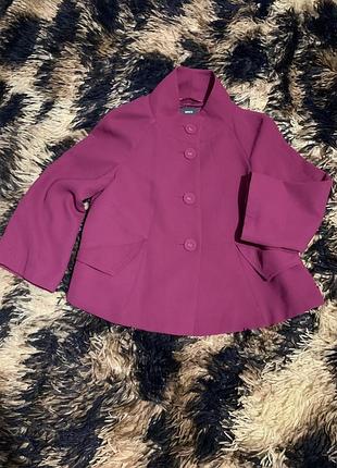 Піджак брендований є обмін