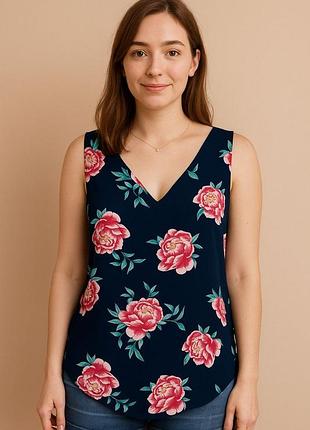 Шикарная синяя блузка в цветочный принт dorothy perkins made in cambodia